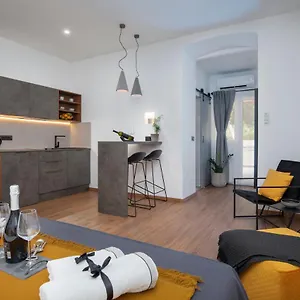Deluxe Rooms&apartments Korzo Appartement Pula