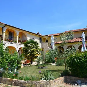  Apartment Apartmenthaus Sabine