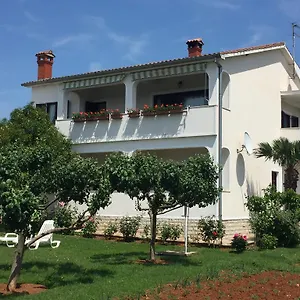  Apartment Vesna