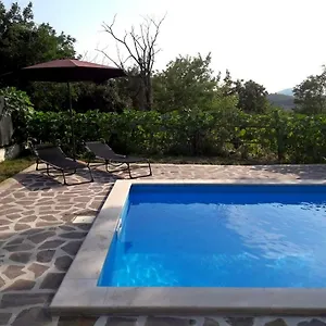 Nada With Private Pool Appartement